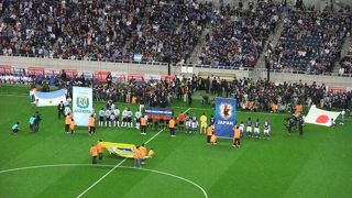 日本最大のサッカー専用スタジアム