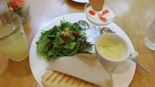 ケーキ以外もおすすめ