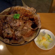 豚丼