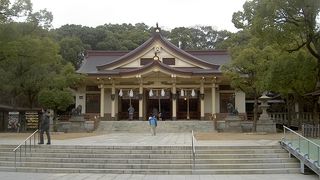 楠木正成を祭る広い神社