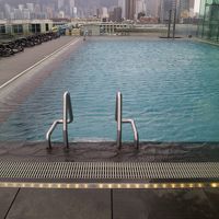 朝　９階のプールです。