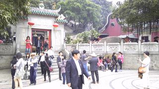 マカオの語源になったとも言われる由緒あるお寺