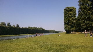 庭園は宮殿から見るだけで良いと思った。