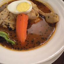 骨付きチキンのスープカレー