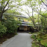 宿の正面入り口の様子