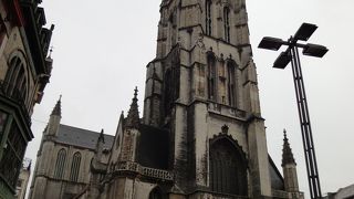 ファン・エイク兄弟の絵画。