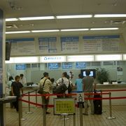大阪港にあるフェリーターミナルの１つ