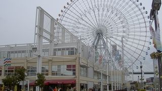 かつては世界最大を記録した大きな観覧車