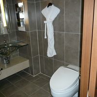 トイレはウォシュレット完備