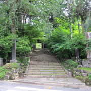 中山道須原宿にある国指定重要文化財の寺