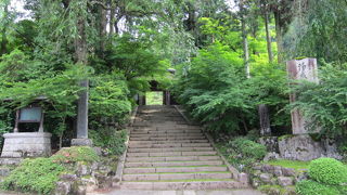 中山道須原宿にある国指定重要文化財の寺