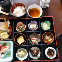 好みが分かれます。