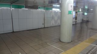 都電荒川線、京成線との最寄り駅