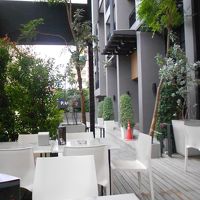 テラスでも朝食可能　味は並