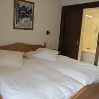 清潔感いっぱいのお部屋とバスルーム