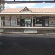 山梨県内では有数の大きな駅のひとつです