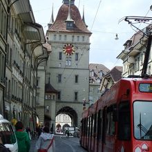 街が拡張されたときに新たに造られた西門です。