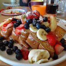 フレンチトースト+ＡＬＬフルーツ
