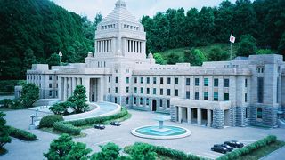 気軽に世界一周旅行気分が味わえます