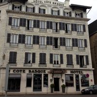 入り口の両脇は工事中