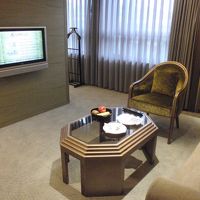 部屋もゴージャスではないものの、広かったです