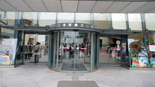 小雨が降る中、長崎原爆資料館へ。