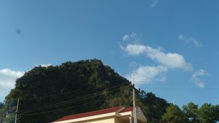 タイガーケーブでは、元気な猿にご注意を！