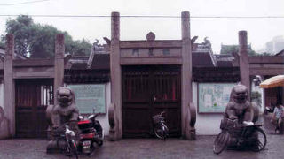 文廟の古本市は日曜日毎に開催してます。