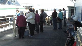 水上遊覧が出来ますよ