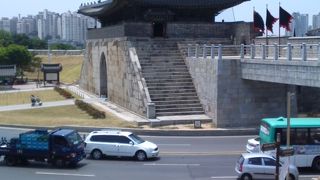 世界遺産　水原華城