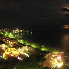 競技場の夜景風景です。夜12時までライトアップされています。