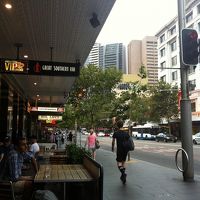 １階のパブのテラス席から。