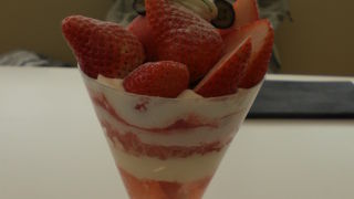 おしゃれなフルーツパーラー