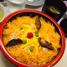 ごはんの量がすごいです〜!