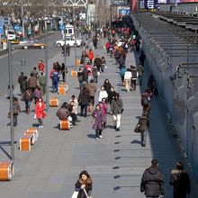 西単南口、商場前辺り