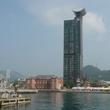 見所満載の絵です