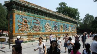 中国三大九龍壁の2つが北京にあります。