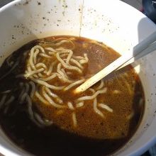阪急エキスポパークの「カレーたんたん麺」
