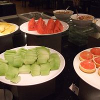 フル−ツもたくさん。