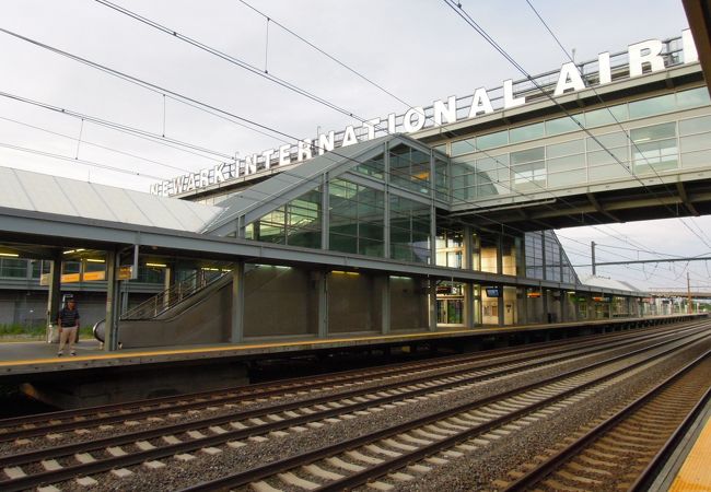 NJトランジットのニューアーク・リバティ国際空港駅