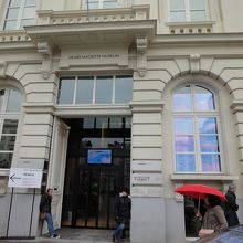 窓が雲になっていました。