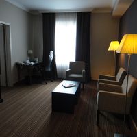 入ってすぐのシーティングエリア。荷物を広げても十分な広さだっ