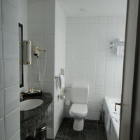 浴室にも窓があってすごく明るかった。