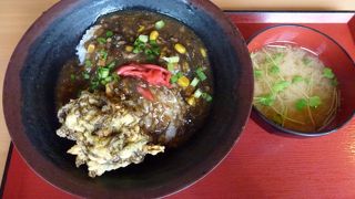 ヤンバル食堂 --- 名護市にある手軽なセルフの飲食店です。