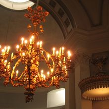 シャンデリアがとても素敵でした。