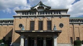 このレンガの外観自体も美しいですね