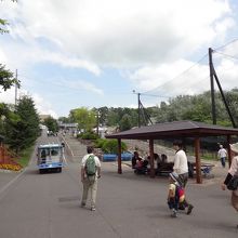 結構坂があります