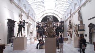 珠玉のコレクションかつ圧倒される展示品の数と種類に脱帽