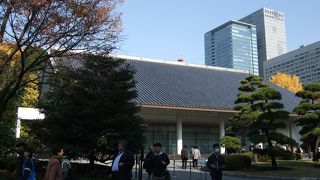 展示作品を調べていくと非常に価値があると思います