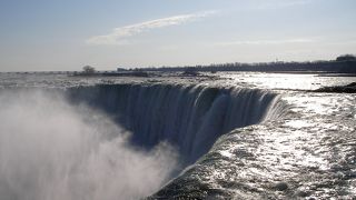 冬でも大瀑布! テーブル・ロックは圧巻の至近距離!!
